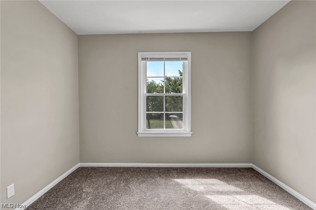 3669 Silsby Road University Heights, OH 44118 - Photo 26 of 34 Bedroom #2 on 2nd floor with new carpet, paint, window