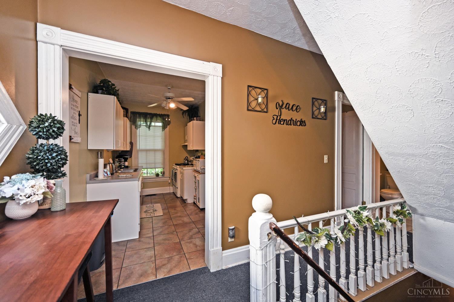 1520 William Howard Taft Road Cincinnati, OH 45206 - Photo 4 of 43