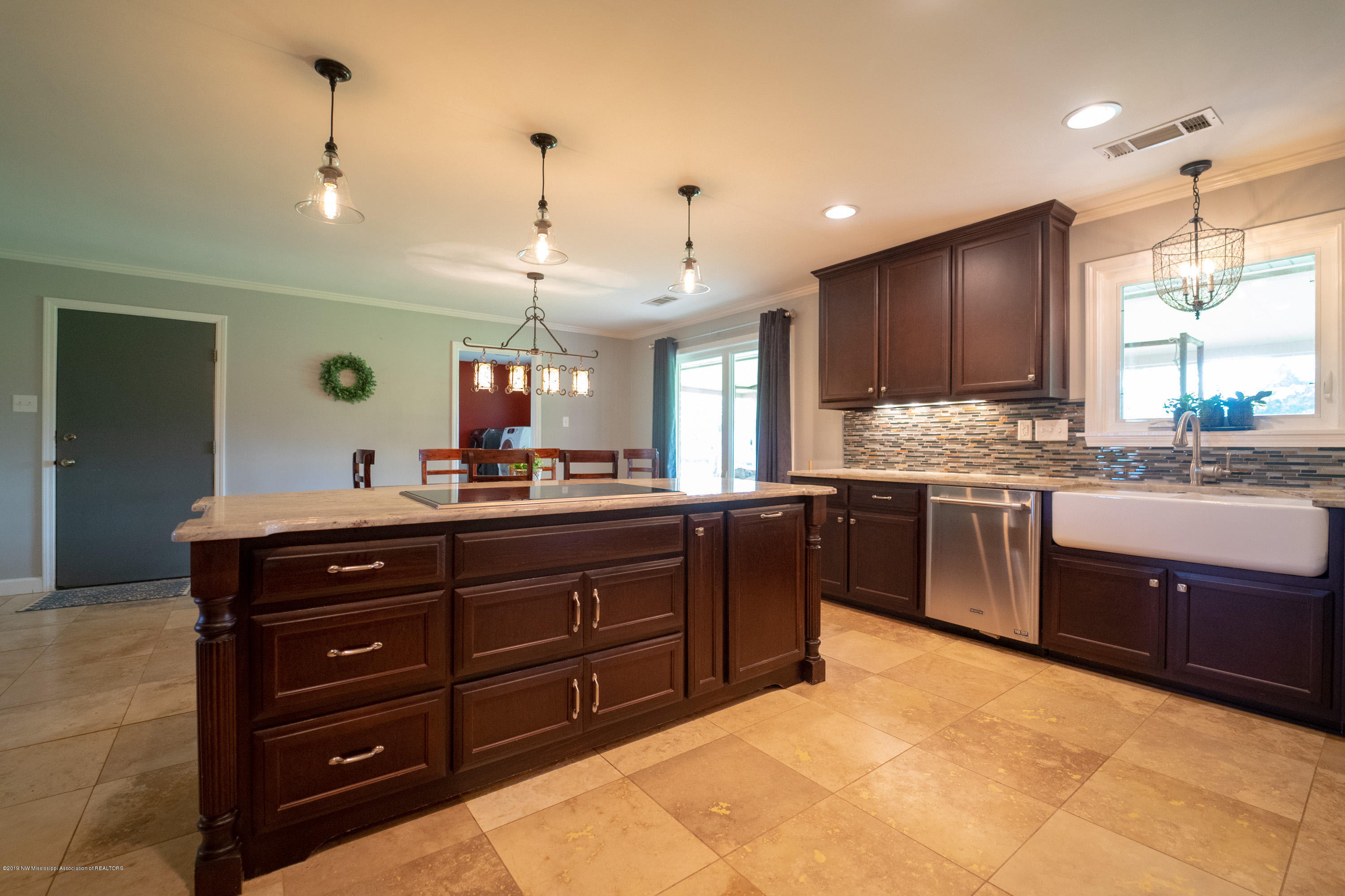 2596 Peyton Road Coldwater, MS 38618 - Photo 12 of 65 GOURMET KITCHEN