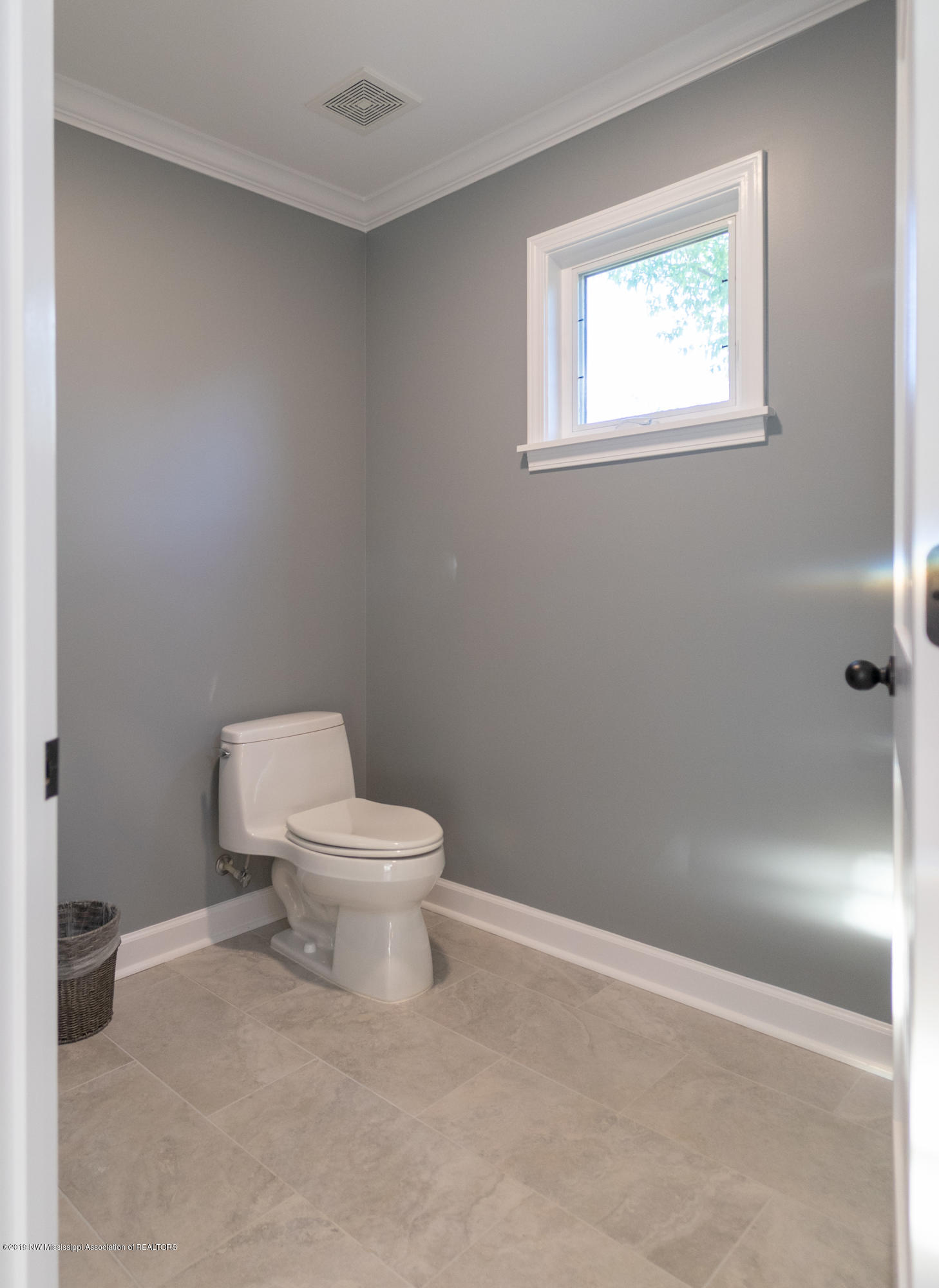 2596 Peyton Road Coldwater, MS 38618 - Photo 38 of 65 LUXURIOUS MASTER BATH