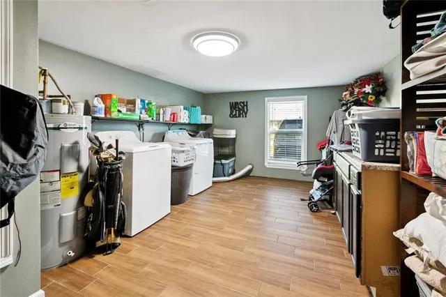 $249,900 | 1244 Lochlomand Drive, Harvey, LA 70058