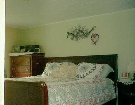 152 Wyant Road Kittanning, PA 16201 - Photo 5 of 8 Master Bedroom.