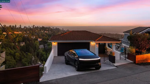 $1,698,000 | 6979 Elverton Drive, Oakland, CA 94611