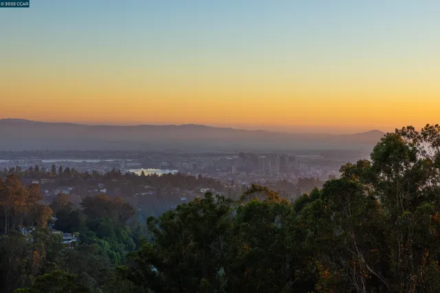 $1,698,000 | 6979 Elverton Drive, Oakland, CA 94611