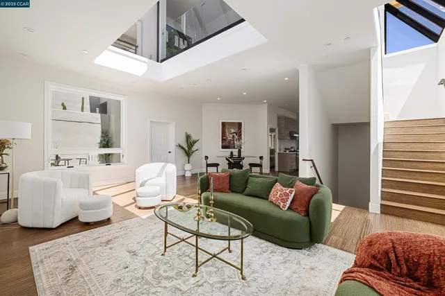 $1,698,000 | 6979 Elverton Drive, Oakland, CA 94611