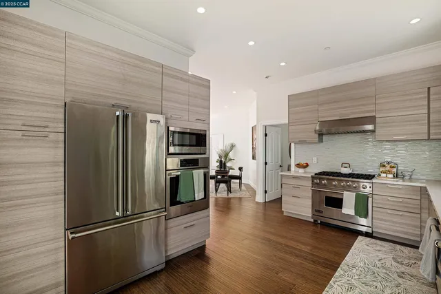 $1,698,000 | 6979 Elverton Drive, Oakland, CA 94611