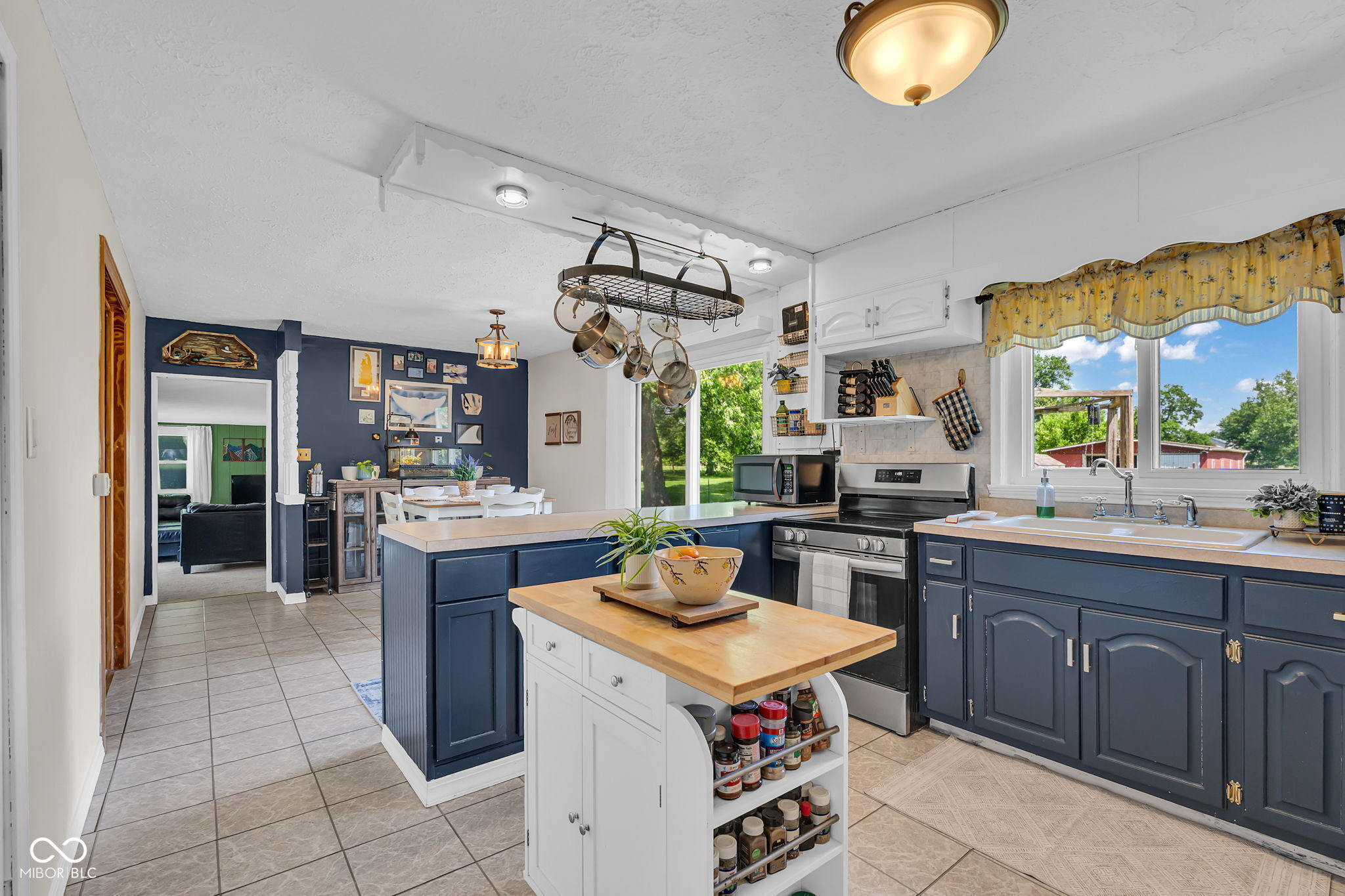 6534 Milhouse Road Indianapolis, IN 46221 - Photo 16 of 47 Gallery Image 16