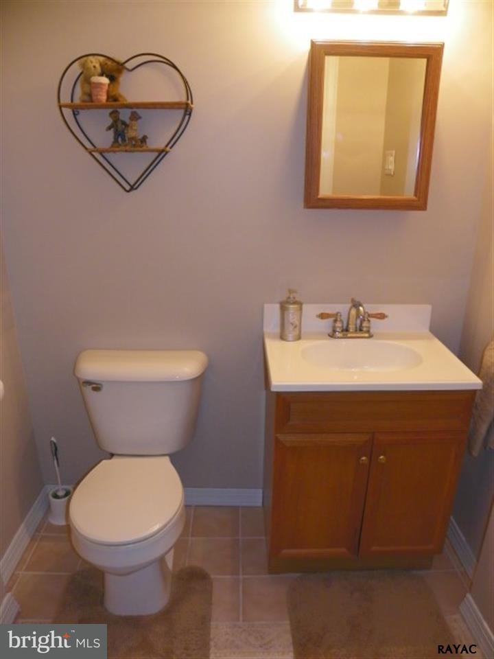 2355 Sycamore Road York, PA 17408 - Photo 17 of 35