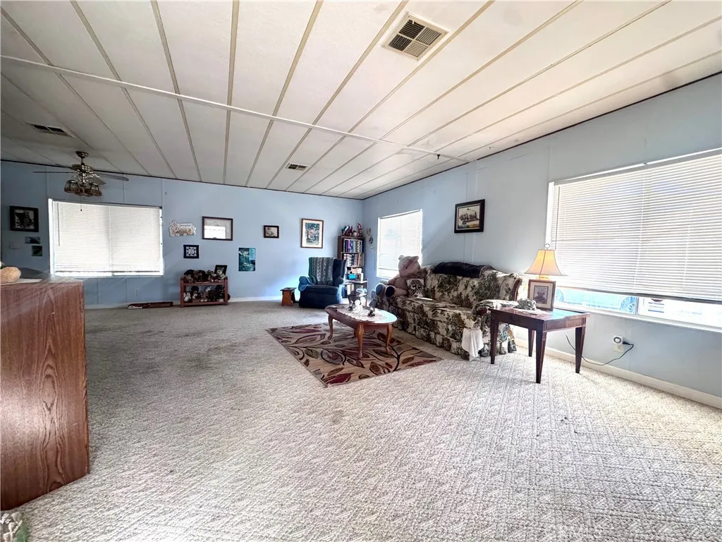 1218 Cleveland, Unit 152 Madera, CA 93638 - Photo 5 of 17
