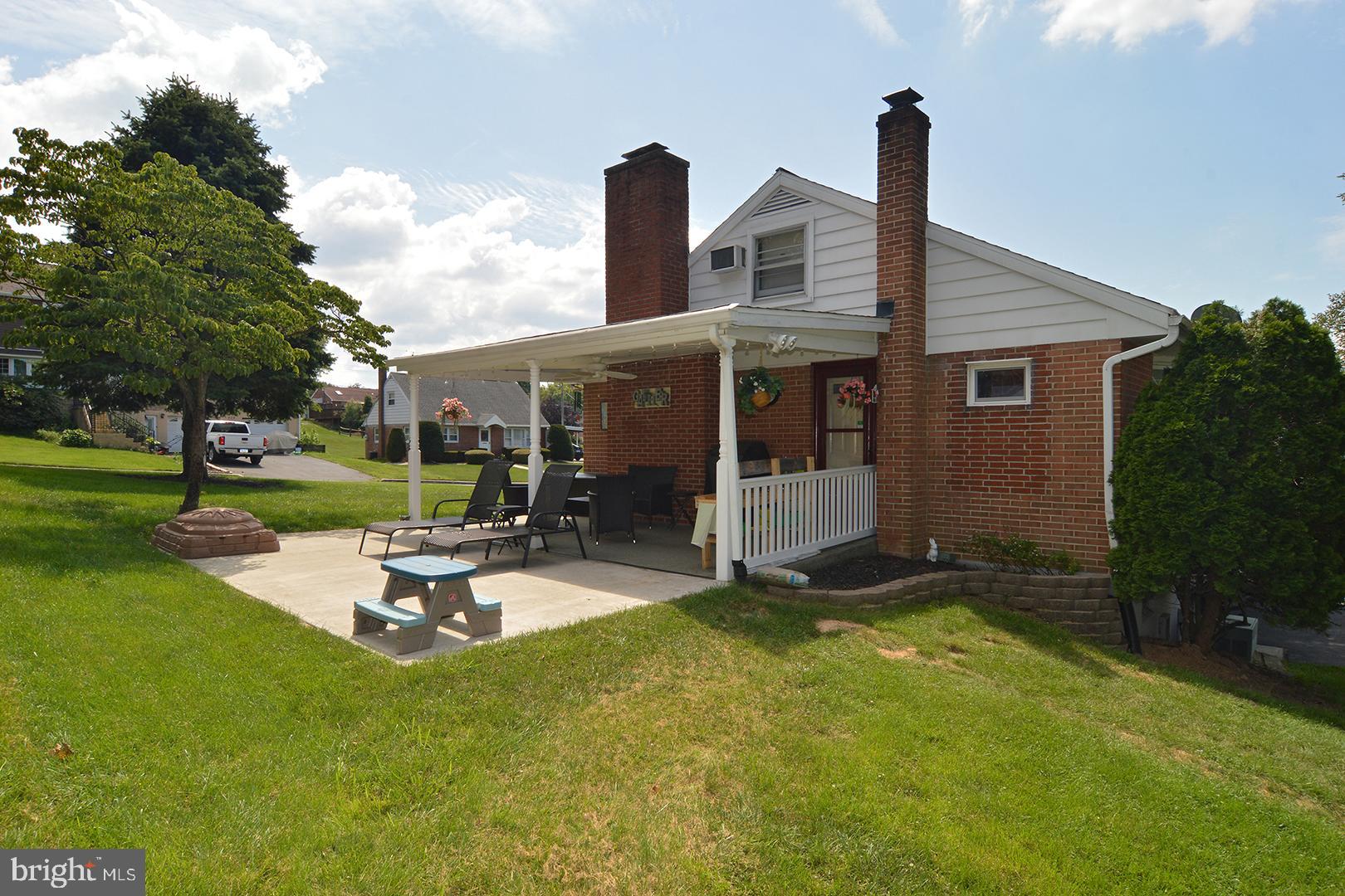 825 Rhodora Avenue Reading, PA 19605 - Photo 40 of 50 Awesome Out Door Space