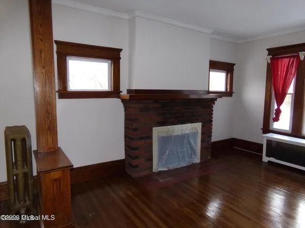 $1,200 | 10 South Park Drive, Unit 2, Gloversville, NY 12078