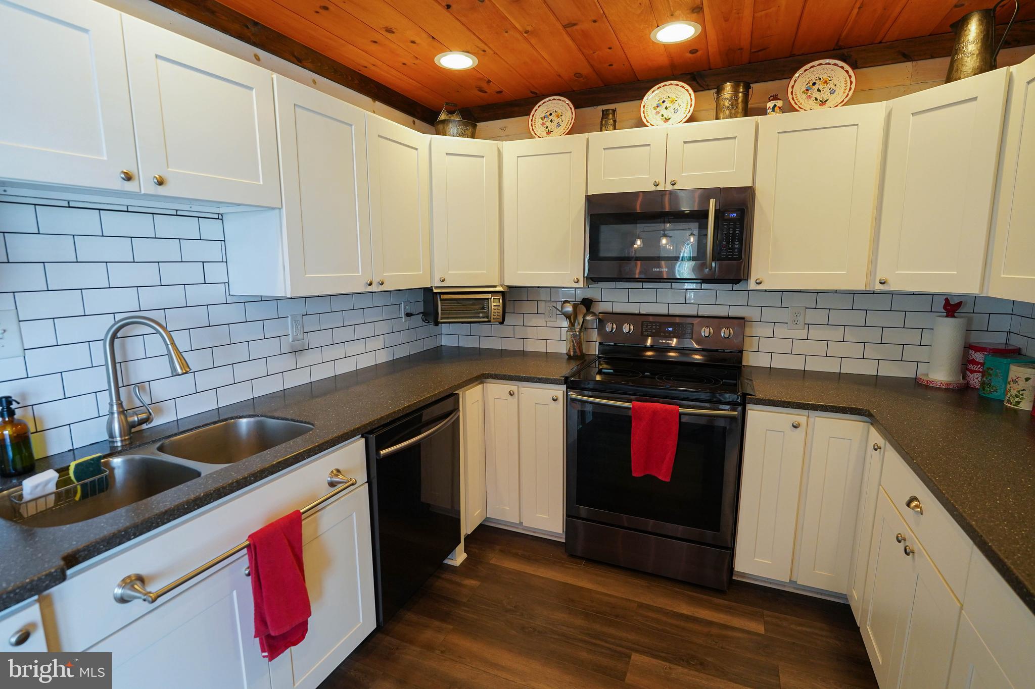 35879 Little Roxanna Road Frankford, DE 19945 - Photo 38 of 114 First Floor - Kitchen