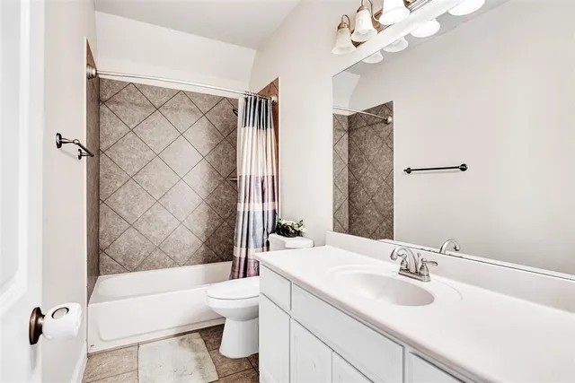 $725,000 | 7808 Dawson Creek Drive, McKinney, TX 75071