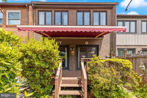 $389,900 | 5614 Thicket Lane, Columbia, MD 21044