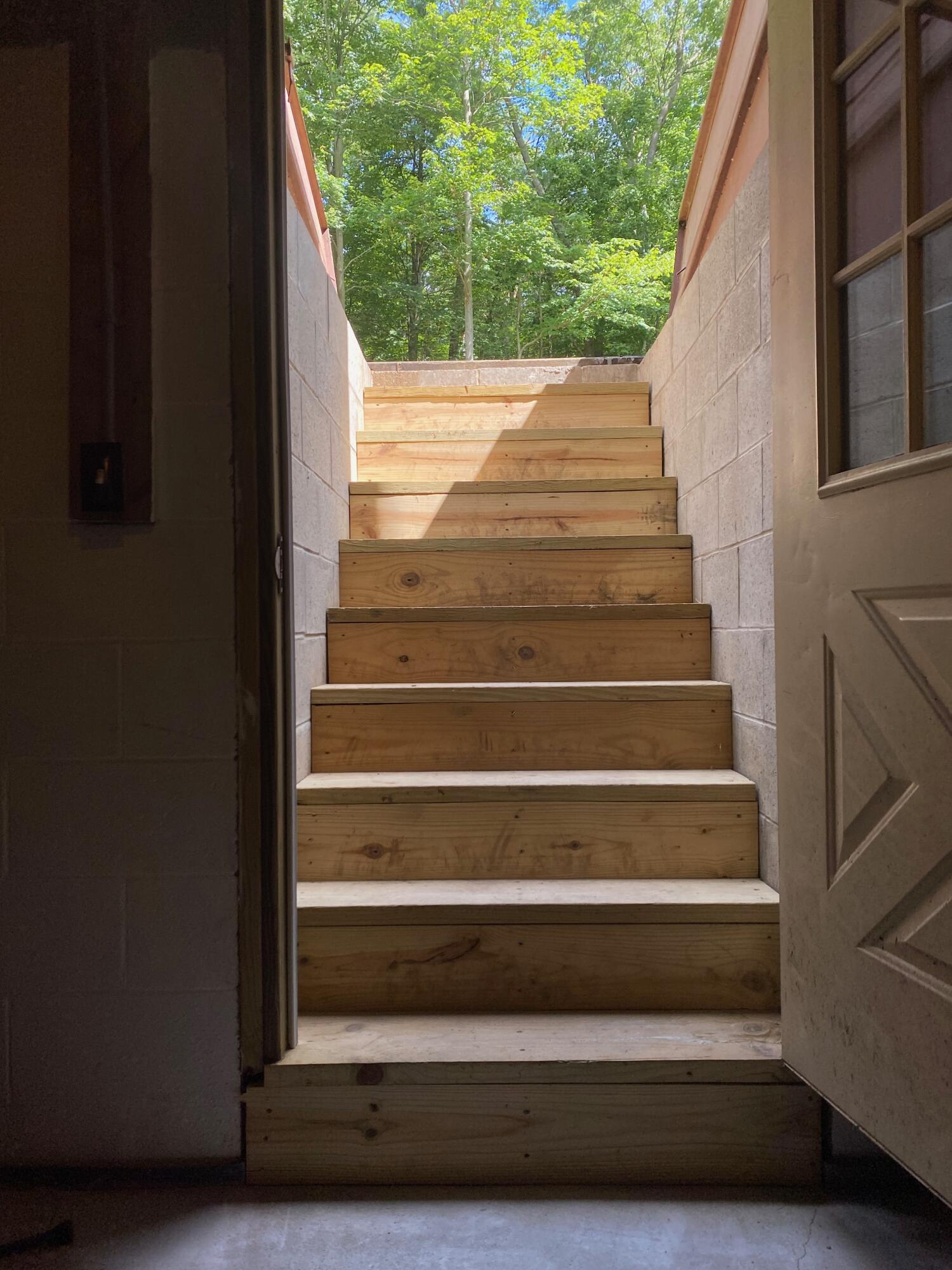 7048 Anderson Road Montague, MI 49437 - Photo 5 of 40 IMG_2895