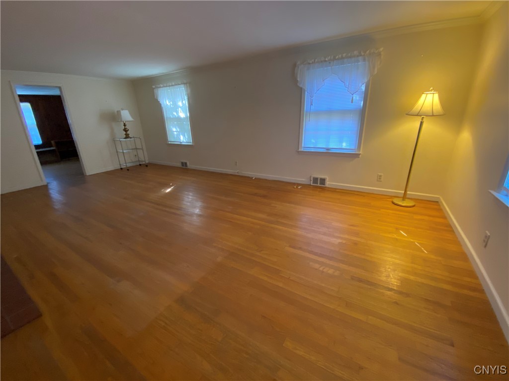 103 Paris Road New Hartford, NY 13413 - Photo 31 of 45