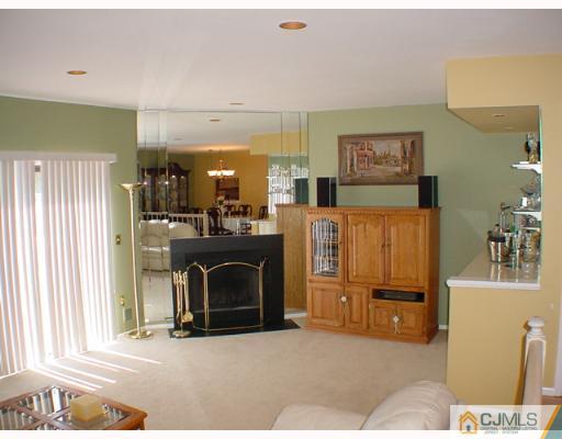 105 Marten Road Princeton, NJ 08540 - Photo 2 of 8