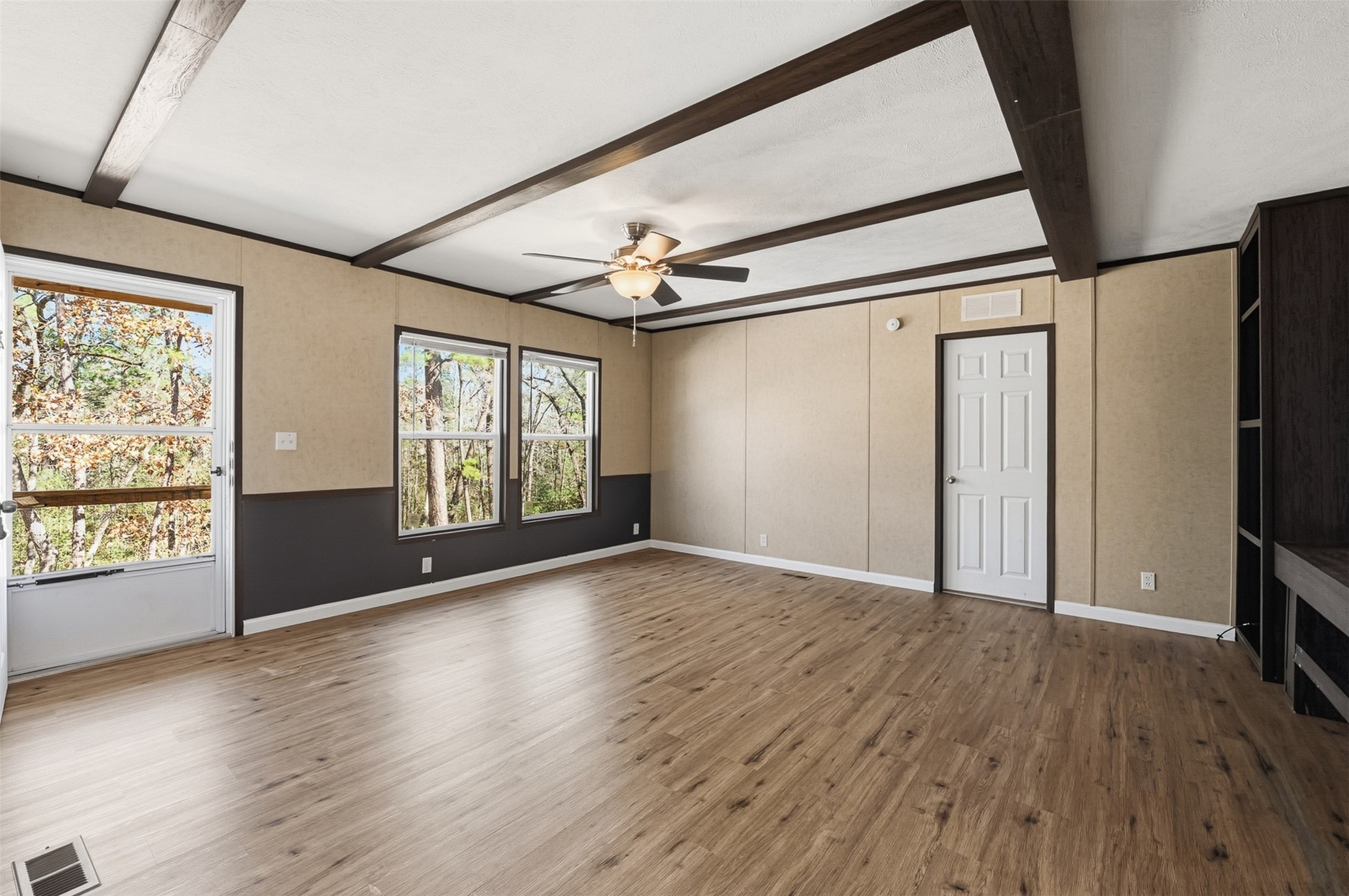 140 Michaels Lane Huntsville, TX 77320 - Photo 11 of 29