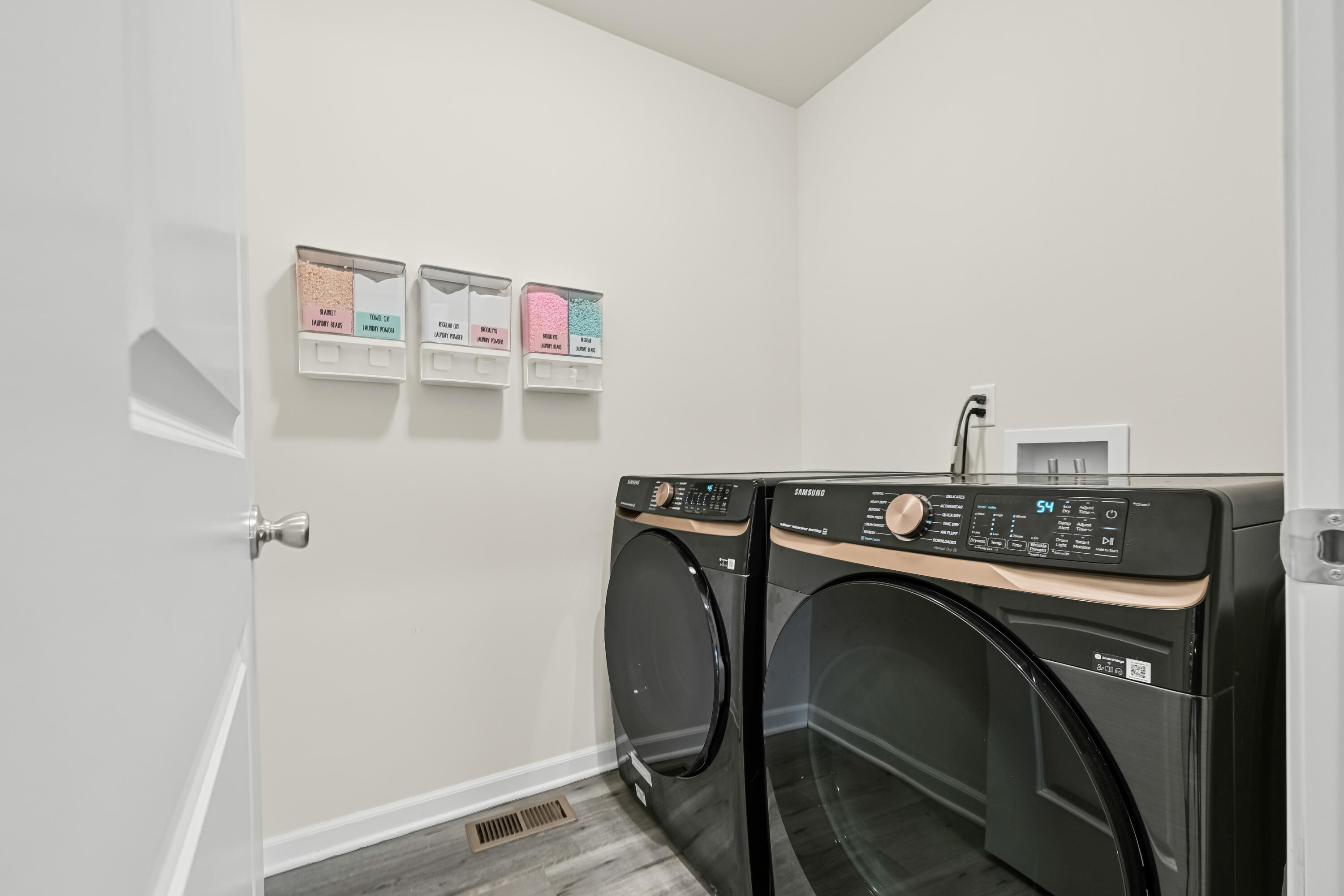 470 Jensen Drive Clinton, WI 53525 - Photo 23 of 31 Main Floor Laundry