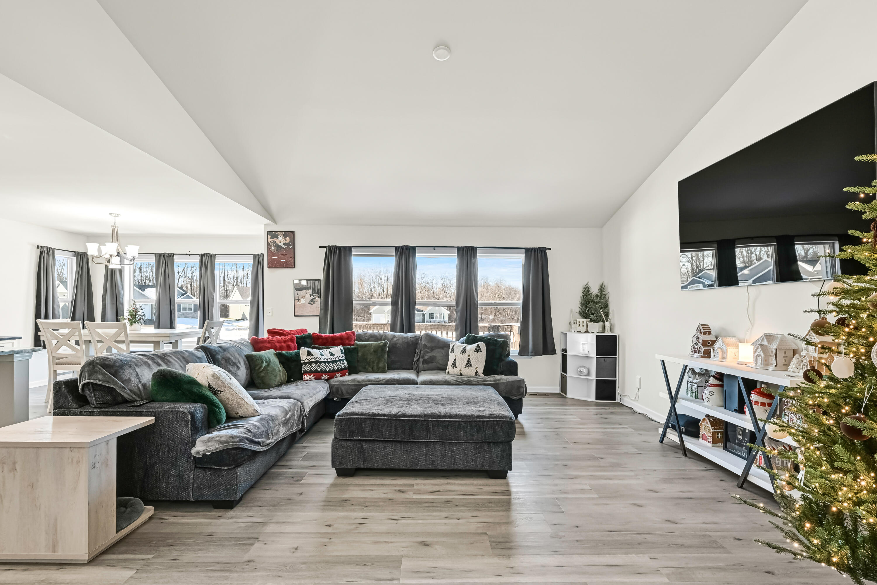 470 Jensen Drive Clinton, WI 53525 - Photo 7 of 31 Open Concept