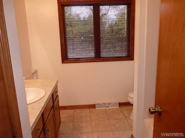 6806 Bear Ridge Road Pendleton, NY 14094 - Photo 14 of 16 Bathroom