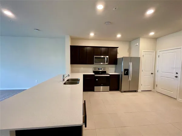 $2,600 | 1994 Canny Cove, Winter Park, FL 32792