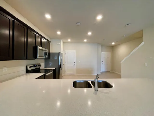 $2,650 | 1994 Canny Cove, Winter Park, FL 32792