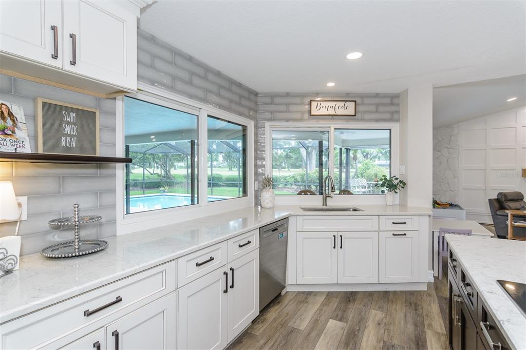 3230 Sandy Ridge Drive Clearwater, FL 33761 - Photo 15 of 66