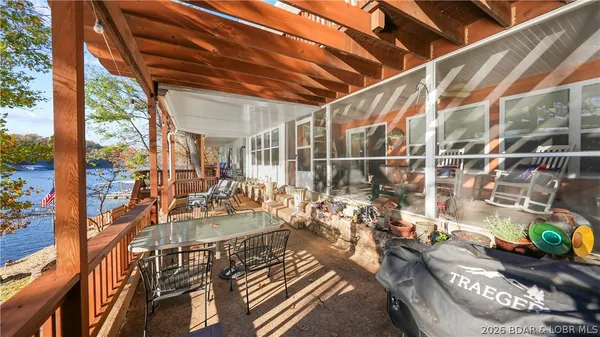 $1,390,000 | 1117 Dogwood Road, Lake Ozark, MO 65049