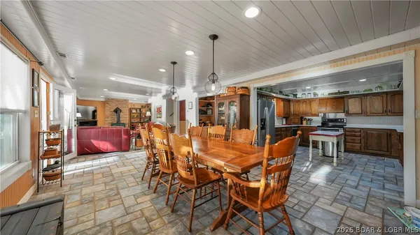 $1,390,000 | 1117 Dogwood Road, Lake Ozark, MO 65049