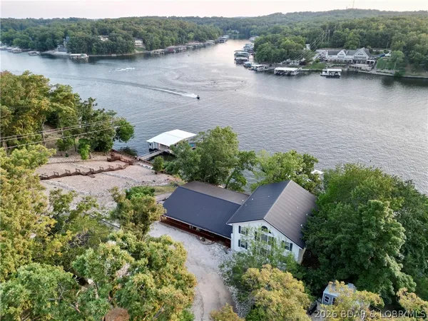 $1,390,000 | 1117 Dogwood Road, Lake Ozark, MO 65049