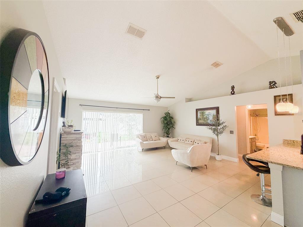 503 Everest Way Kissimmee, FL 34758 - Photo 3 of 25