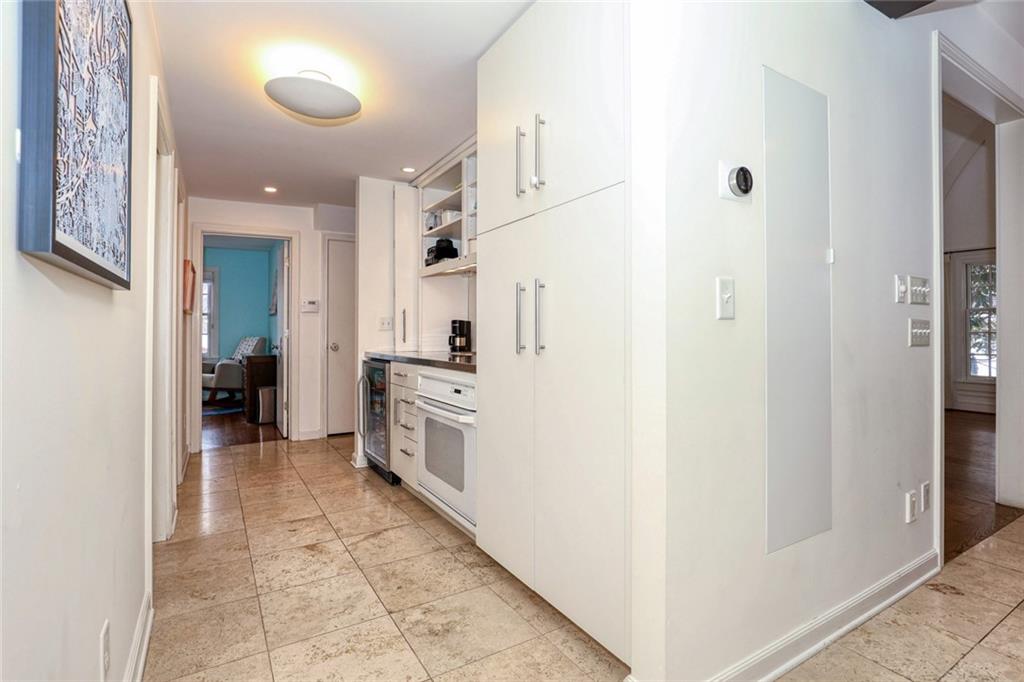 4966 Westwood Road Kansas City, MO 64112 - Photo 16 of 44