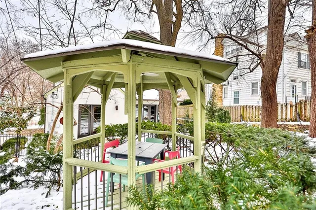 $935,000 | 4966 Westwood Road, Kansas City, MO 64112