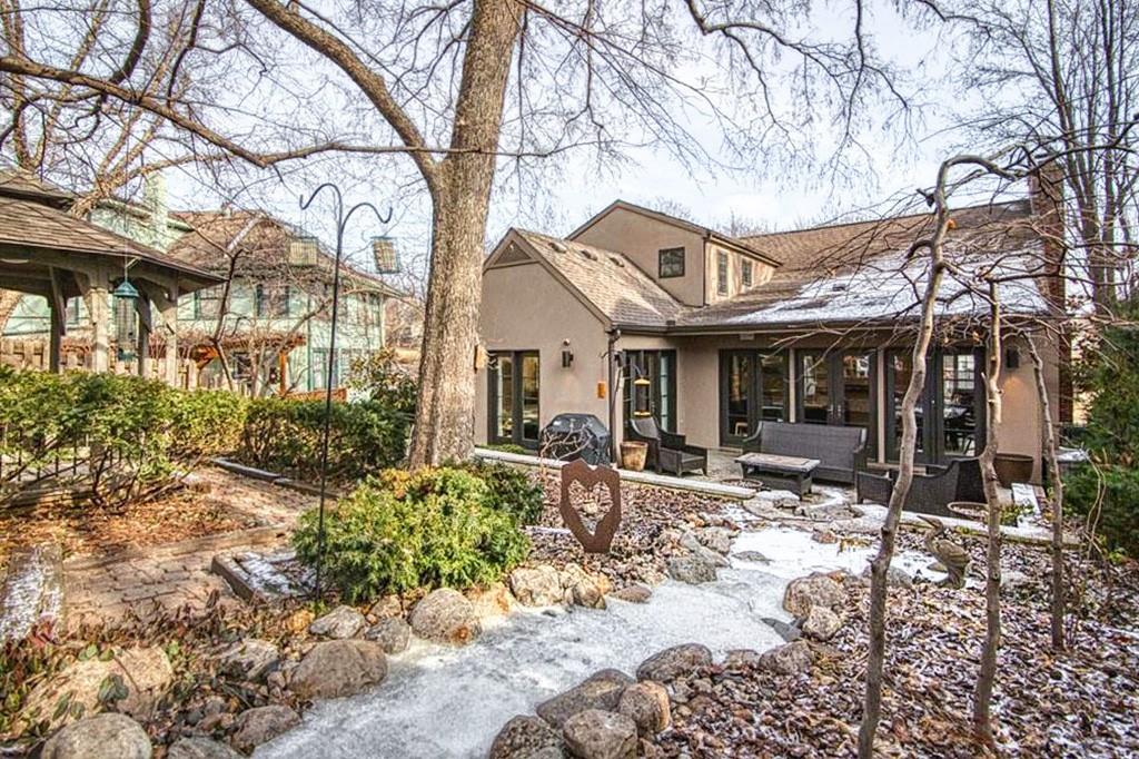 4966 Westwood Road Kansas City, MO 64112 - Photo 43 of 44