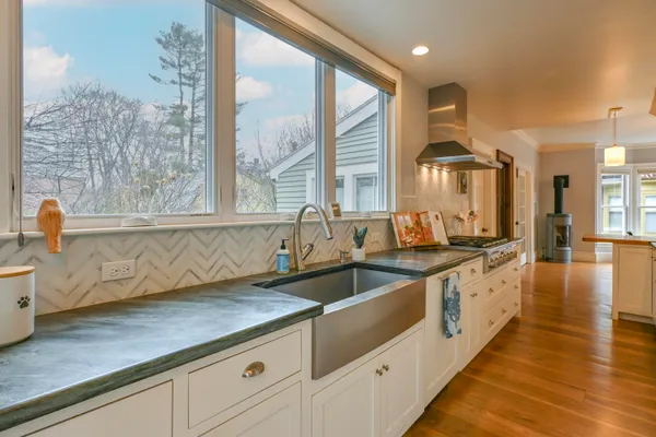 $2,099,000 | 37 Carroll Street, Portland, ME 04102