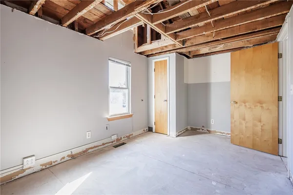 $439,900 | 5692 Pittsford Palmyra Road, Pittsford, NY 14534