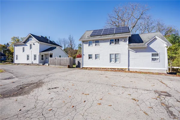 $439,900 | 5692 Pittsford Palmyra Road, Pittsford, NY 14534