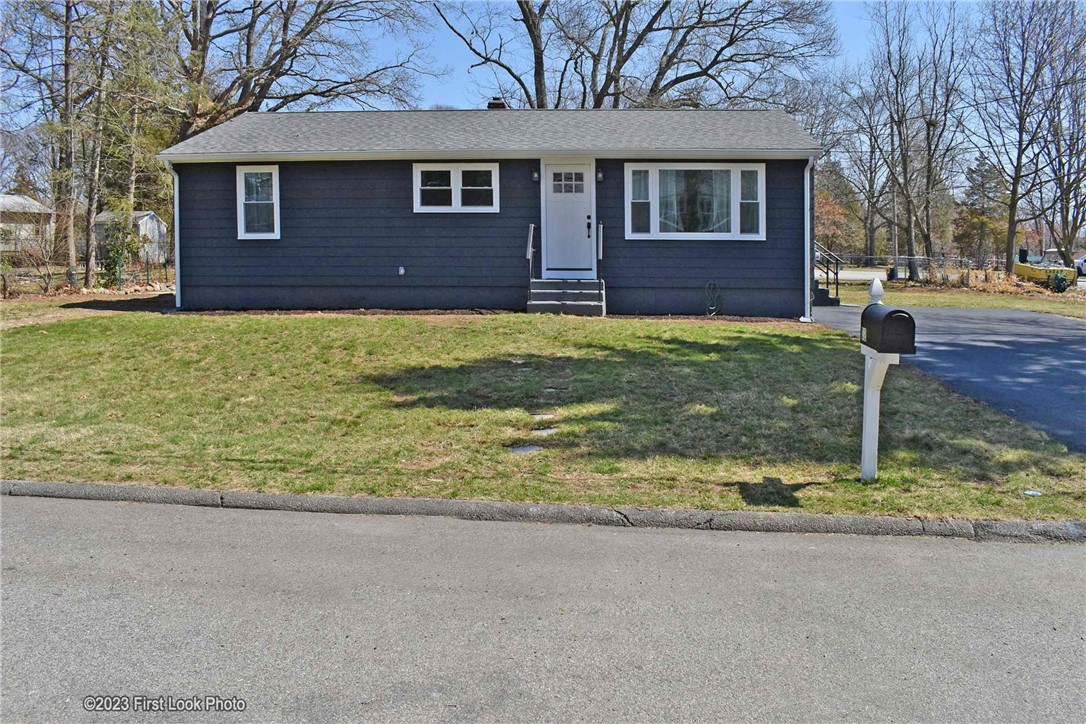 32 Becker Street Warwick, RI 02886 - Photo 1 of 41 Gallery Image 1
