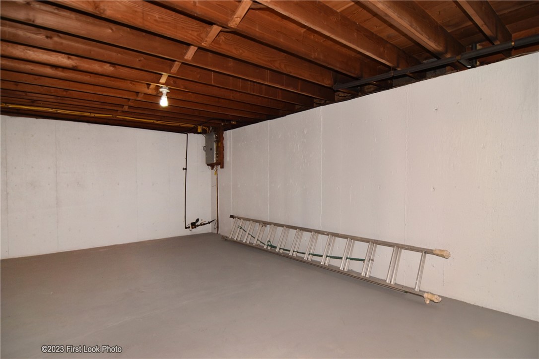 32 Becker Street Warwick, RI 02886 - Photo 33 of 41 Gallery Image 33