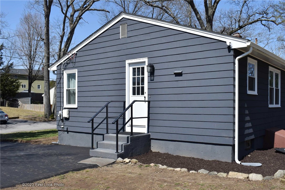 32 Becker Street Warwick, RI 02886 - Photo 40 of 41 Gallery Image 40