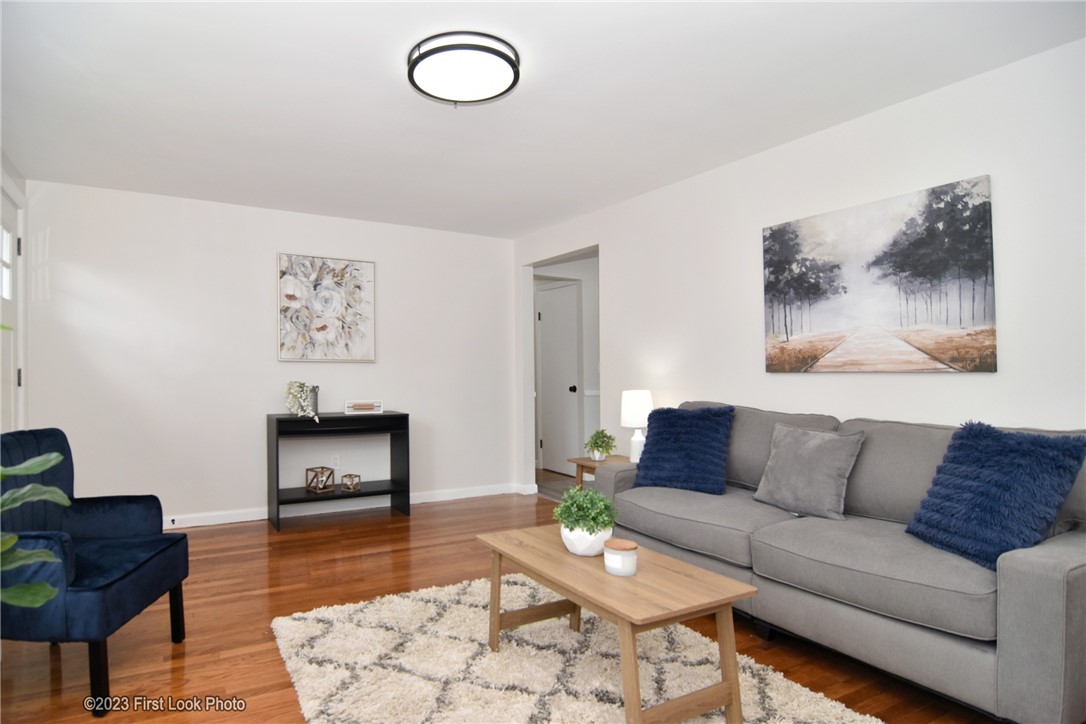 32 Becker Street Warwick, RI 02886 - Photo 7 of 41 Gallery Image 7