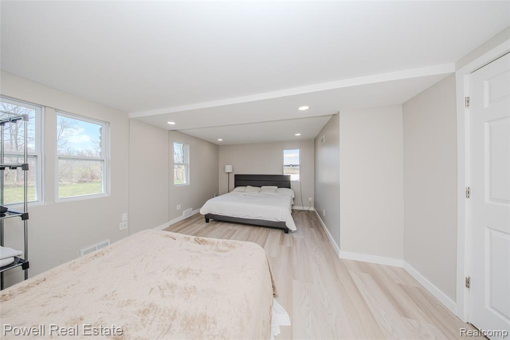 4118 Griswold Road Port Huron, MI 48060 - Photo 31 of 43