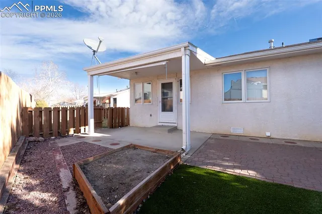 $315,000 | 20 Kingsboro Way, Unit C, Pueblo, CO 81005