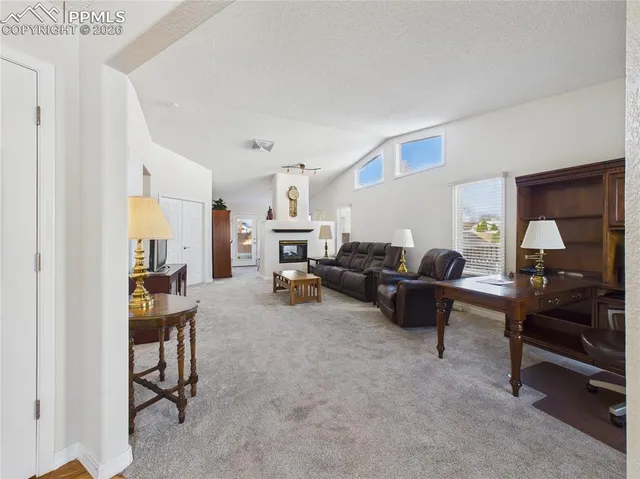 $315,000 | 20 Kingsboro Way, Unit C, Pueblo, CO 81005