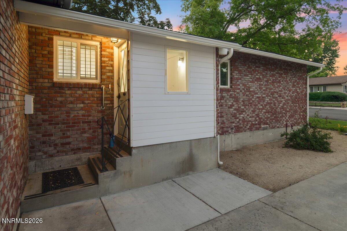 1200 Grandview Avenue Reno, NV 89503 - Photo 7 of 54 10-DSC_9460