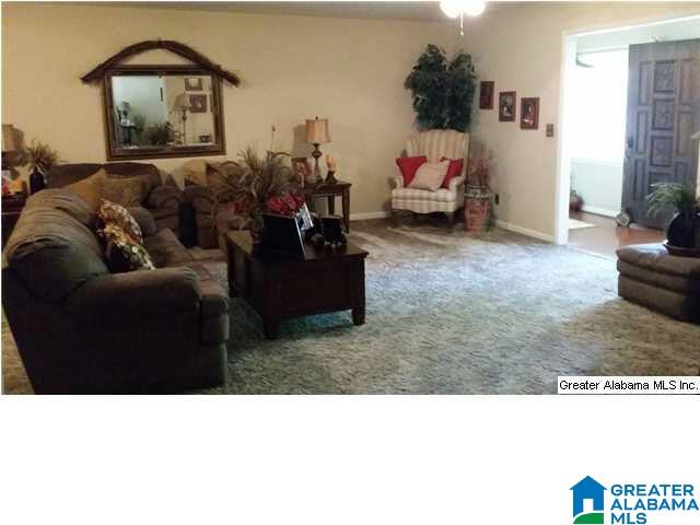 325 Reneau Street Anniston, AL 36207 - Photo 2 of 15