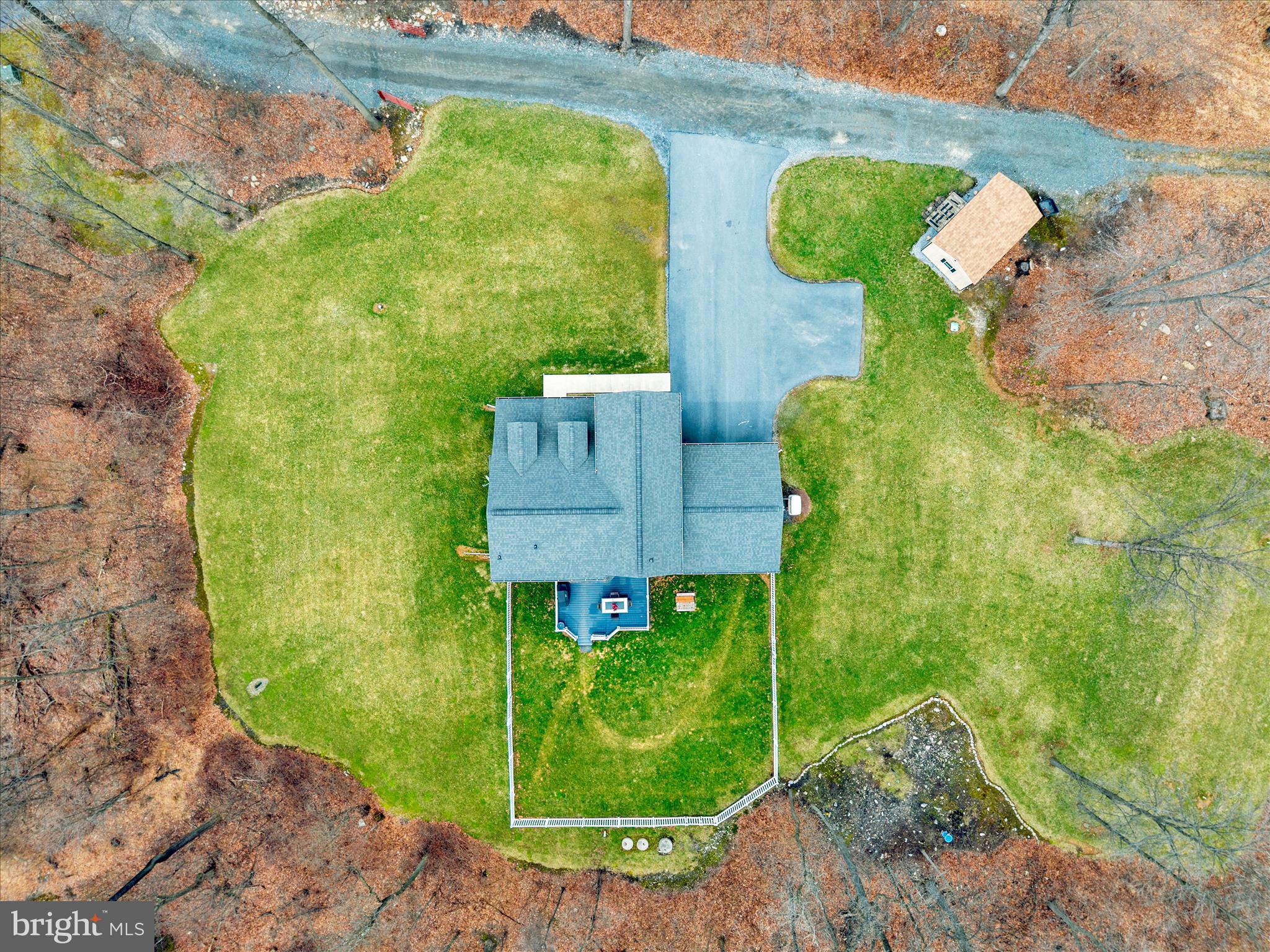 402 Mountainside Road Temple, PA 19560 - Photo 16 of 75 4