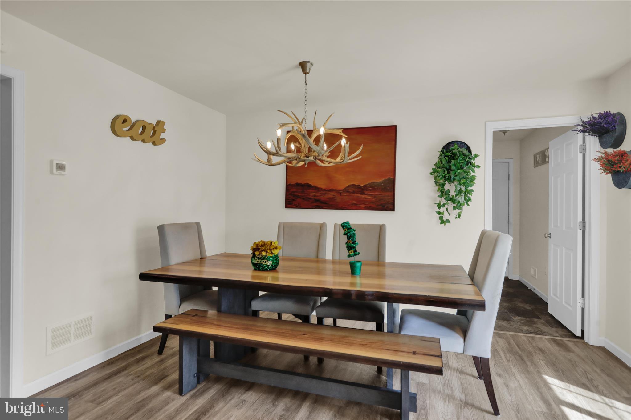 402 Mountainside Road Temple, PA 19560 - Photo 26 of 75 360_8209