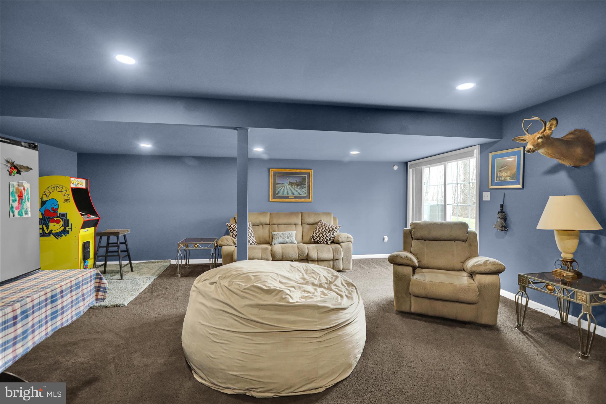 402 Mountainside Road Temple, PA 19560 - Photo 43 of 75 a bedroom with furniture and a lamp
